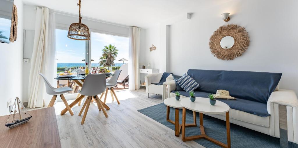 Seafront Beach house Rocas del Mar - 2
