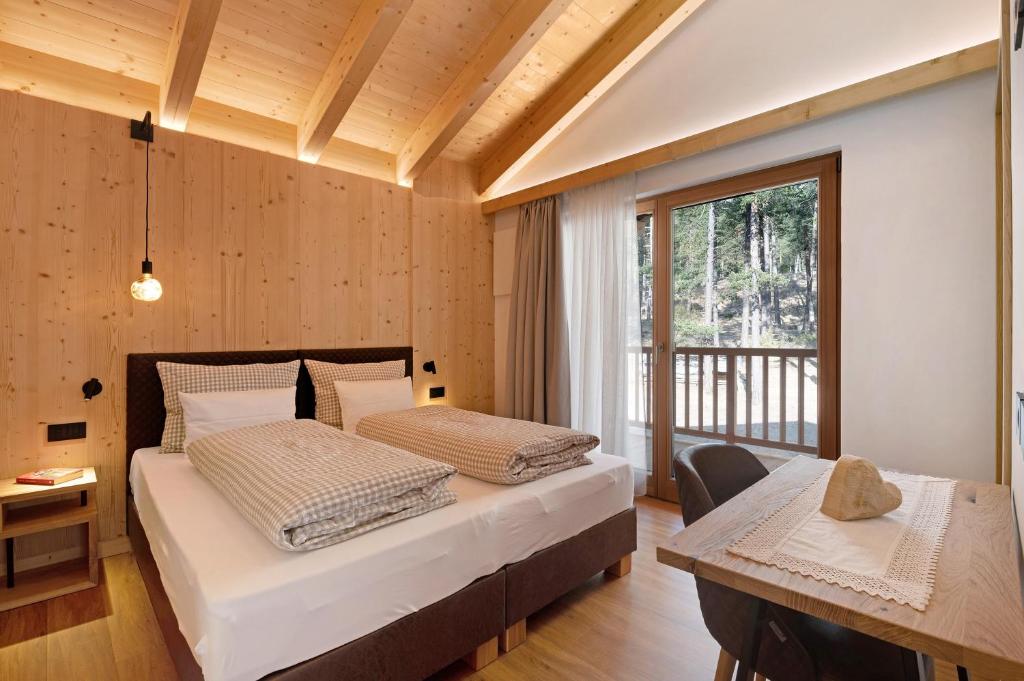 Les Ciases Chalets Dolomites Apt 5 - 2