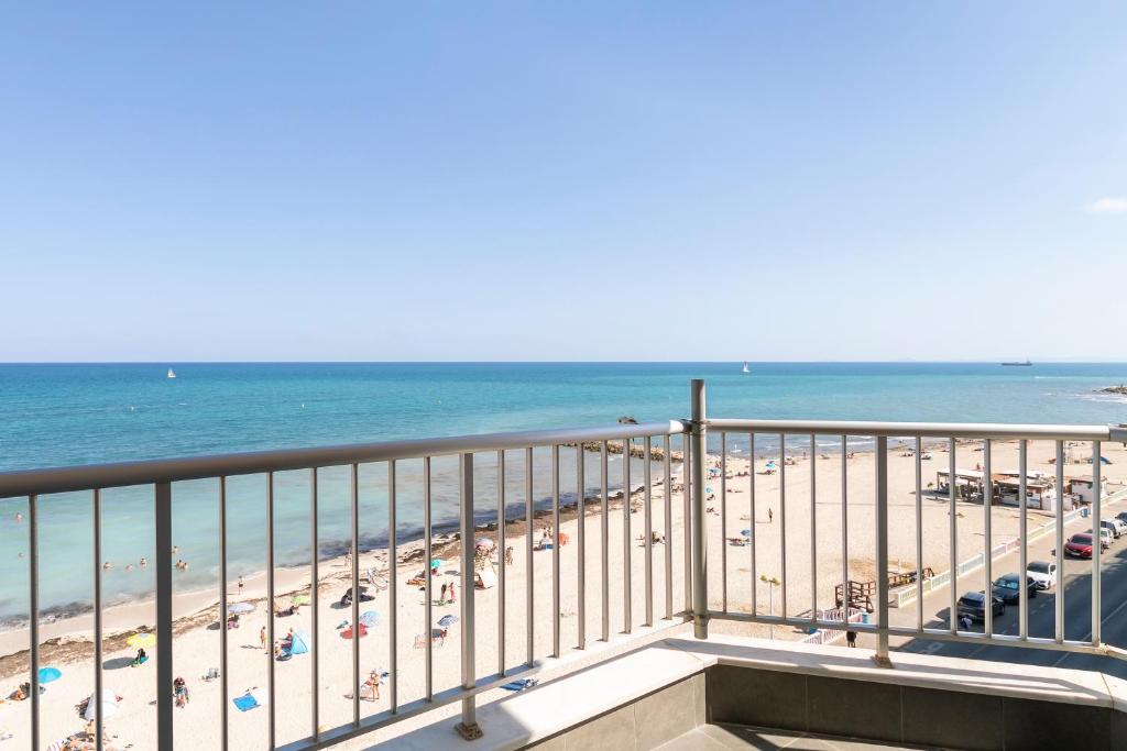 Penthouse Apartment on Los locos B - 3