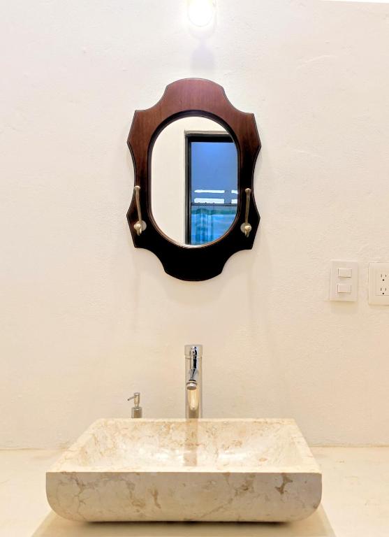 Casa Maya Villa with Private Pool Bar and Parking Merida - 5