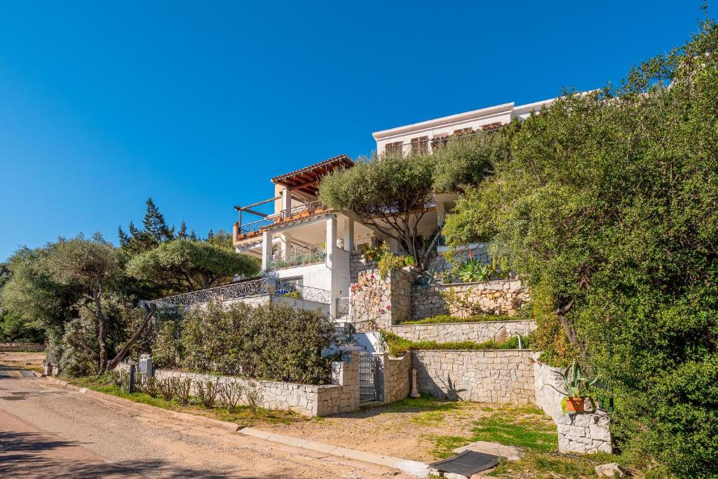 Bella Vista Marinella 2 - 2