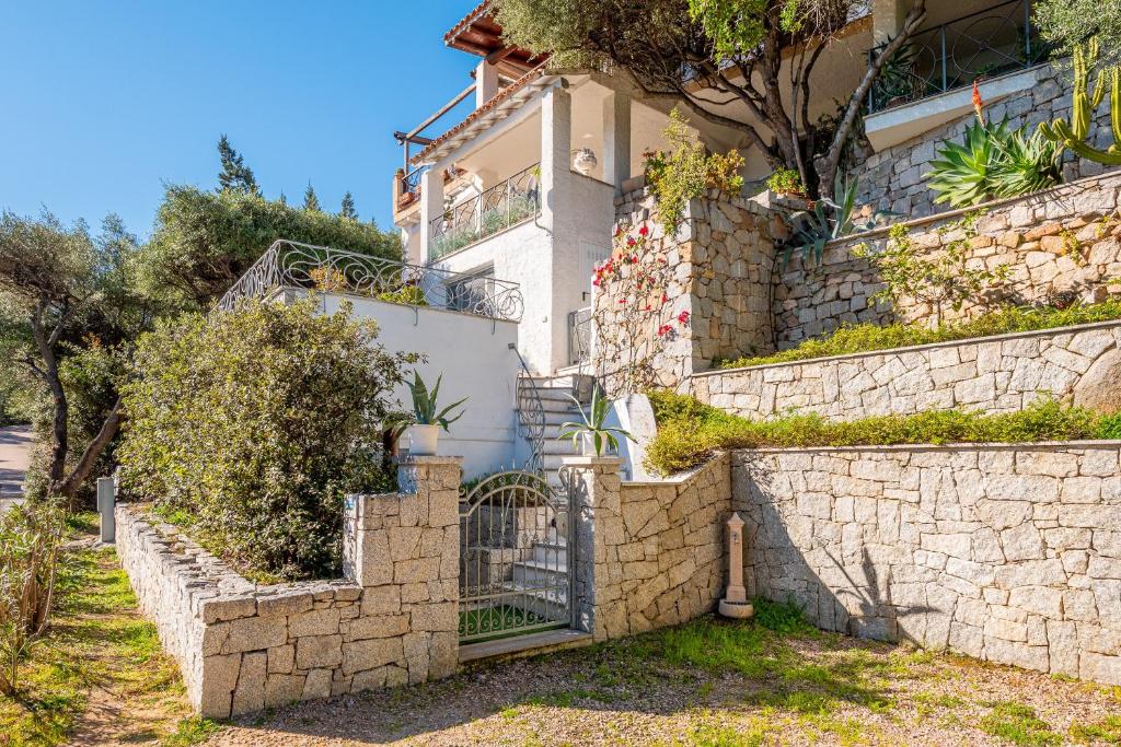Bella Vista Marinella 2 - 4