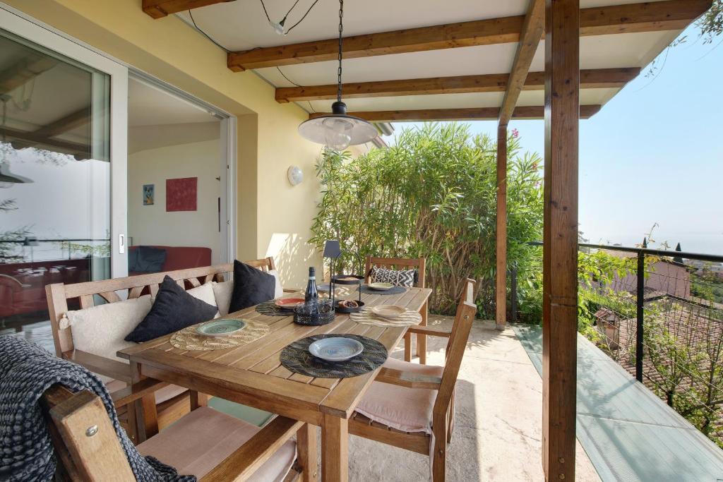Villa Savi Lake View and Pool - 5