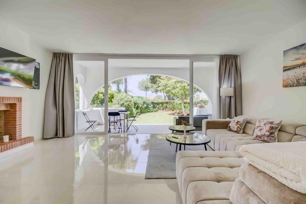 Miraflores Resort Luxury Chalet - 5