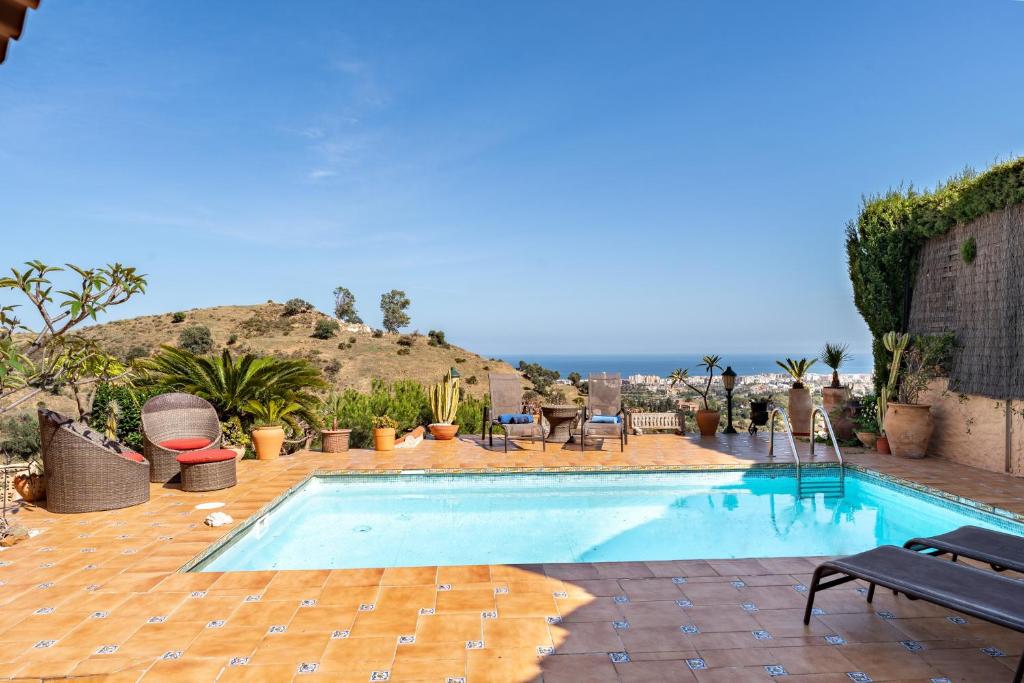 Cosy house jacuzzi wifi pool view - 2