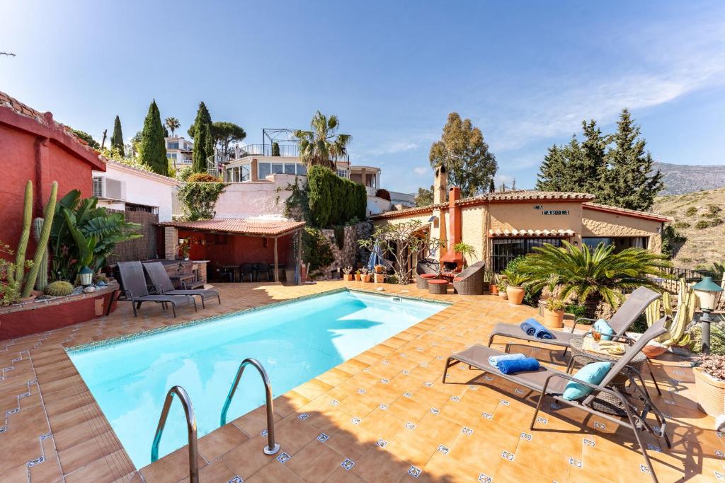 Cosy house jacuzzi wifi pool view - 1