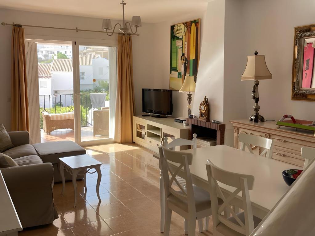 Townhouse with Sea View - 4
