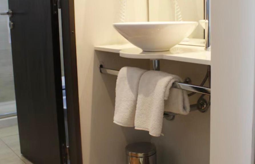 Suite apart en el mercure - 3