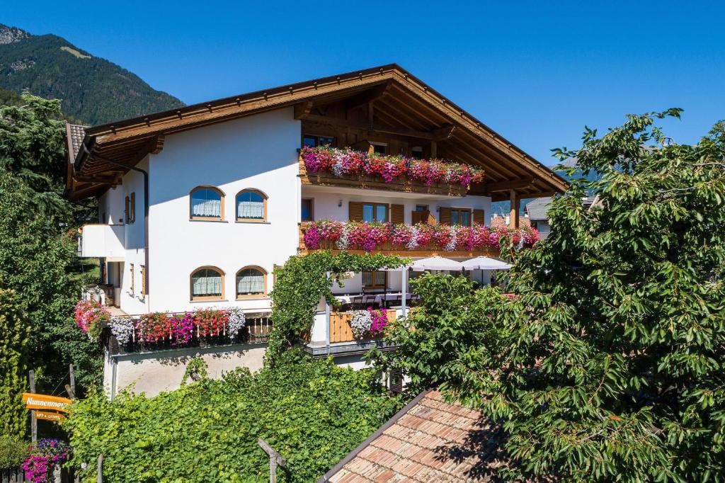Nunnenmayrhof - 1