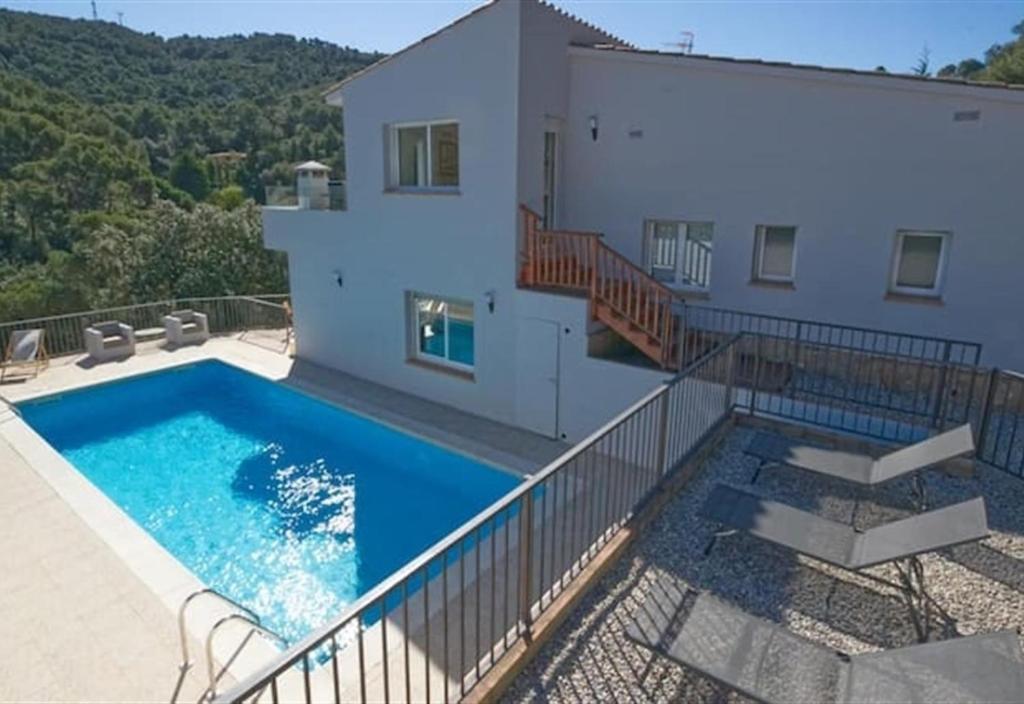 Casa Nuestra - 3