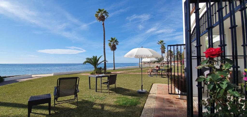 Sea Front Beach House Sandra D - 3