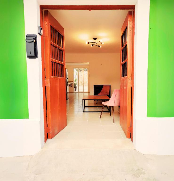 Casa Colibri Central Villa with Private Pool and Tub Merida - 5