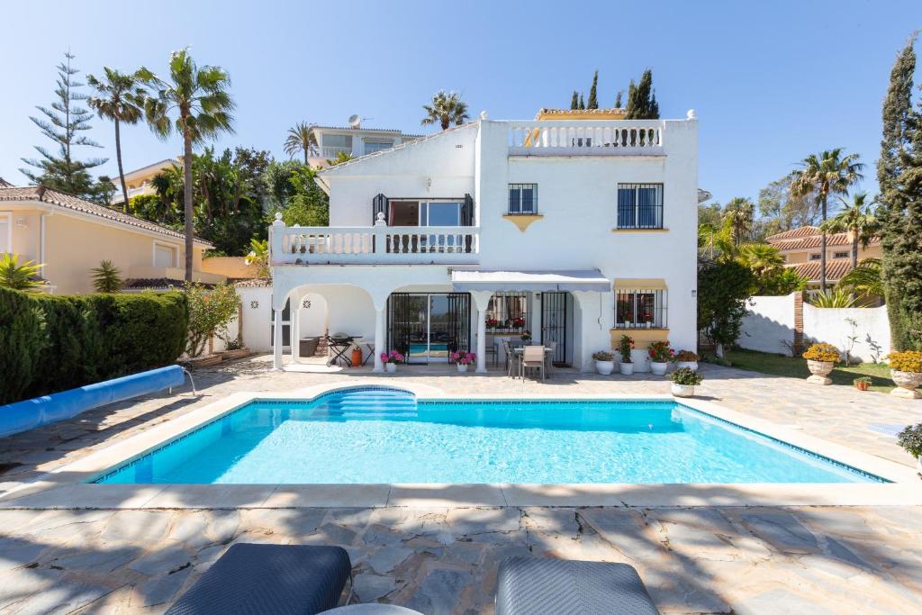 Super Villa priv heated pool 3bed - 1