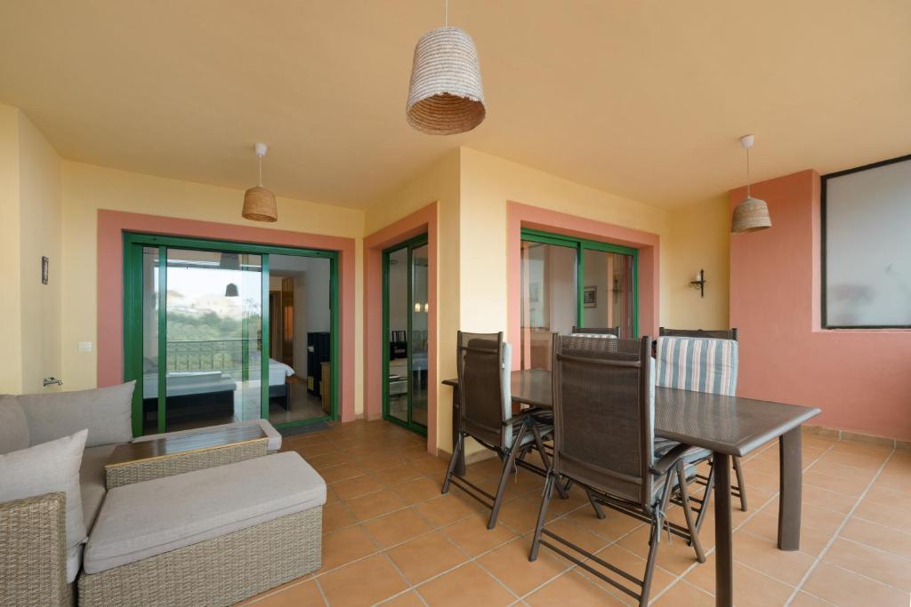 Family Apartment with Amazing Views - 3