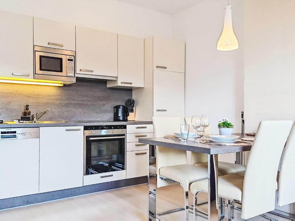 Apartment Reitdorf-1 by Interhome - 3