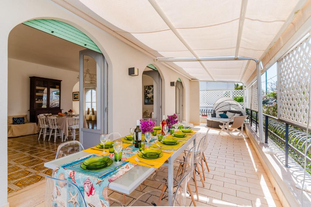 Villa Lola - 1