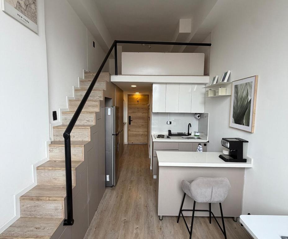 Modern Loft Duplex with Workspace Fast WiFi - 1