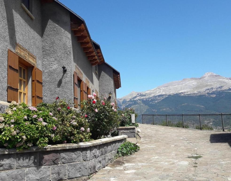 La Casa De Luis - 1