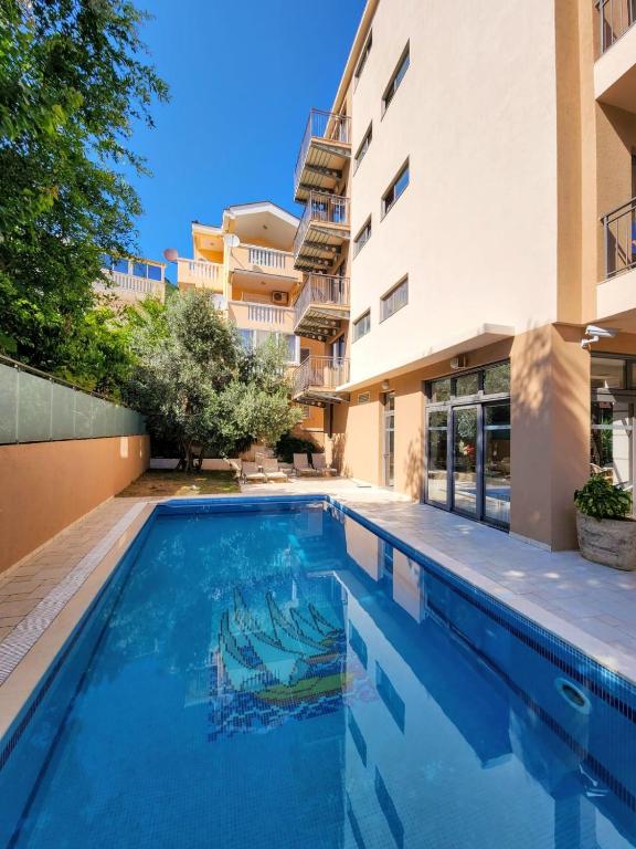 Hotel Petrovac - 4