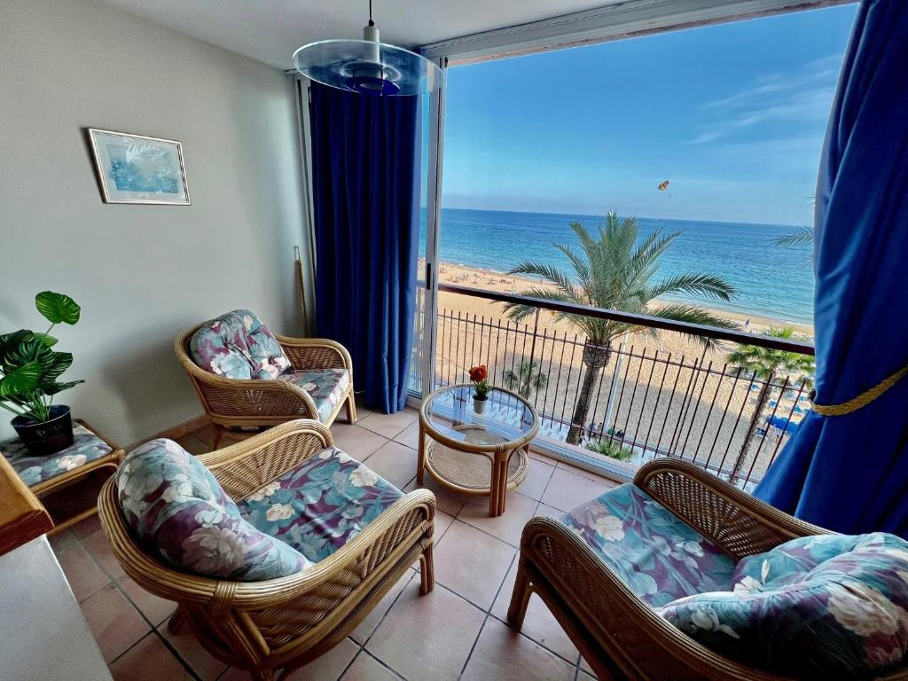 Wg2 Benidorm - 1