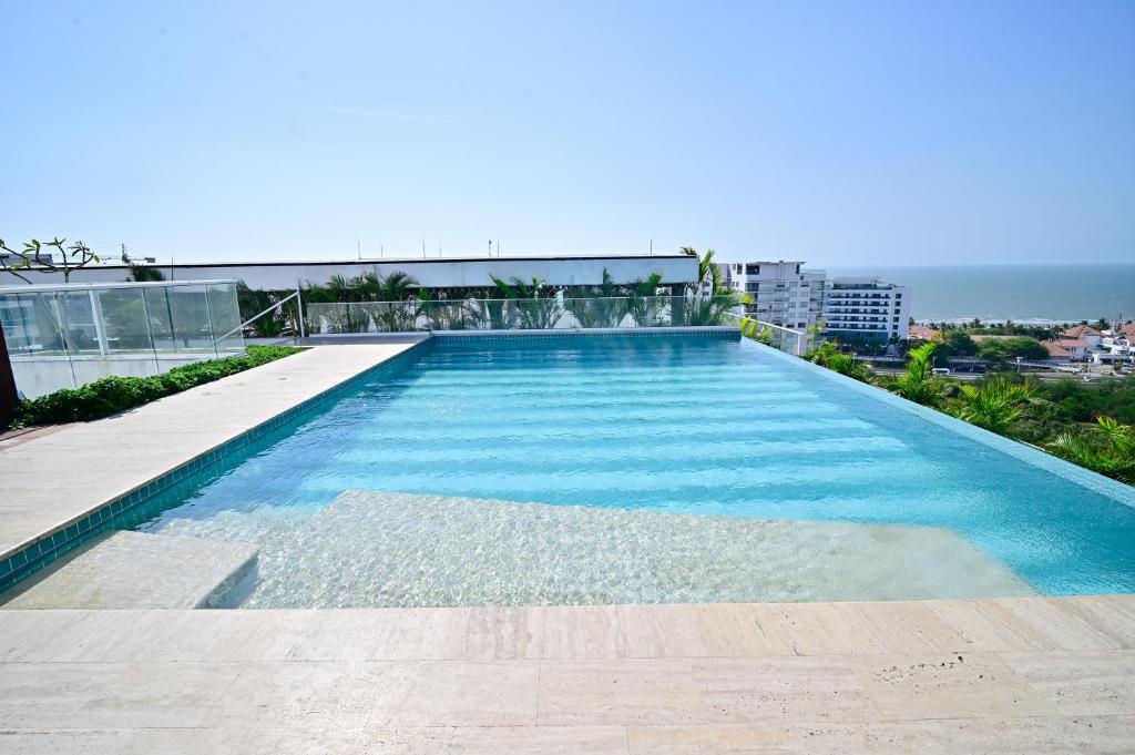 Luxury Apt with Jacuzzi Lagoon View Near Beach - 4