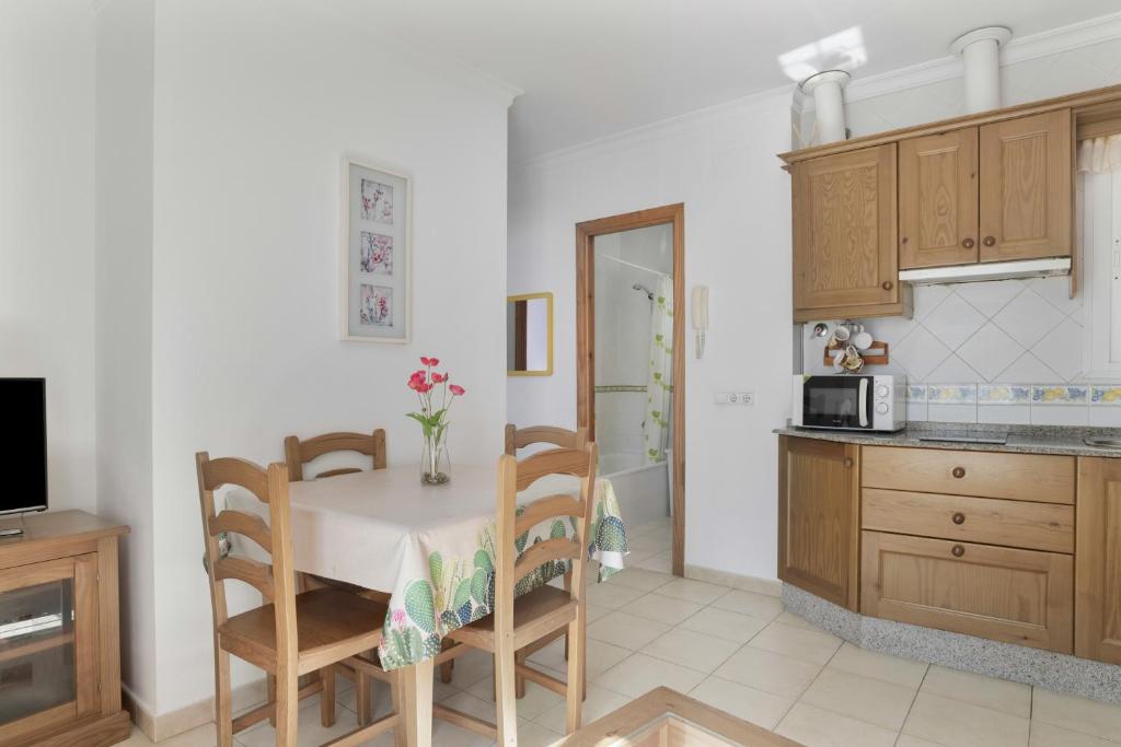 Apartamento Doña Alba 2 - 4