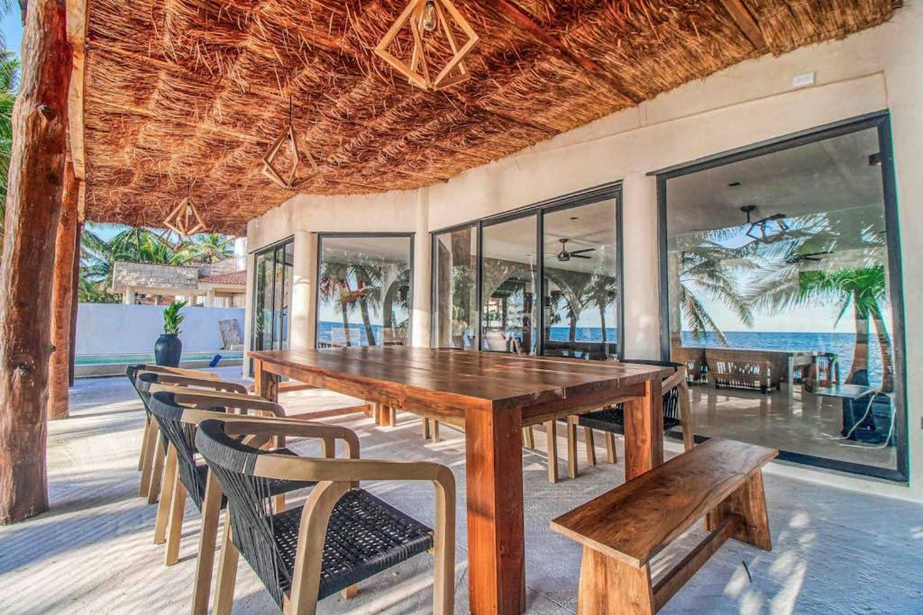 Beachfront home with private heated pool jacuzzi sauna ocean views & AC - 7th Heaven - 3
