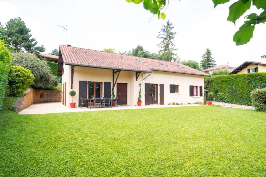 Lyon Mon Amour Bed and Breakfast - 3