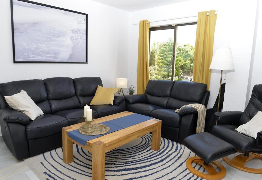 Beachside penthouse Cala de Mijas - 5