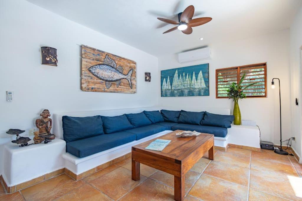 Beachfront home with private pool beach access balcony with ocean views patio - Villa Belleza - 5