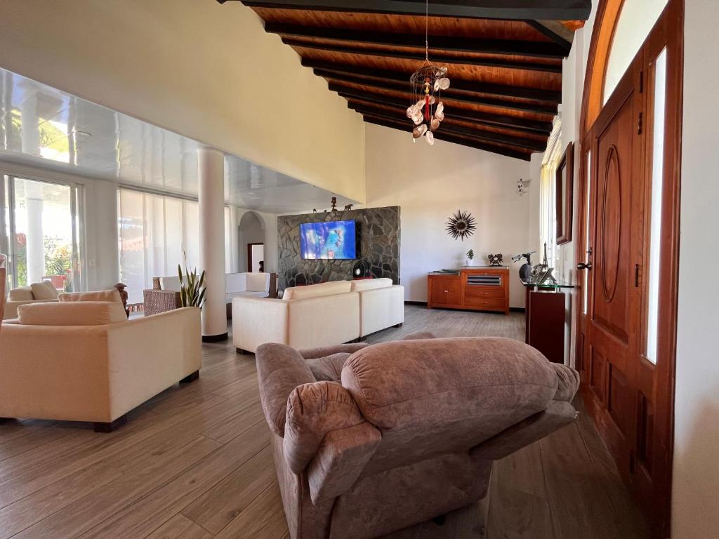 Villa Edén Alto - 5