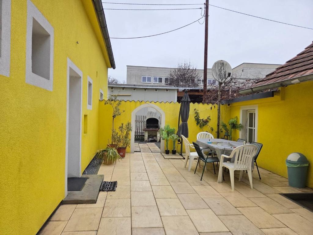 Maya's Easy Apartment Graz - 2