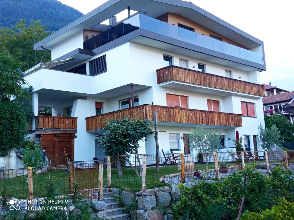 Haus Nummer 9 - 2