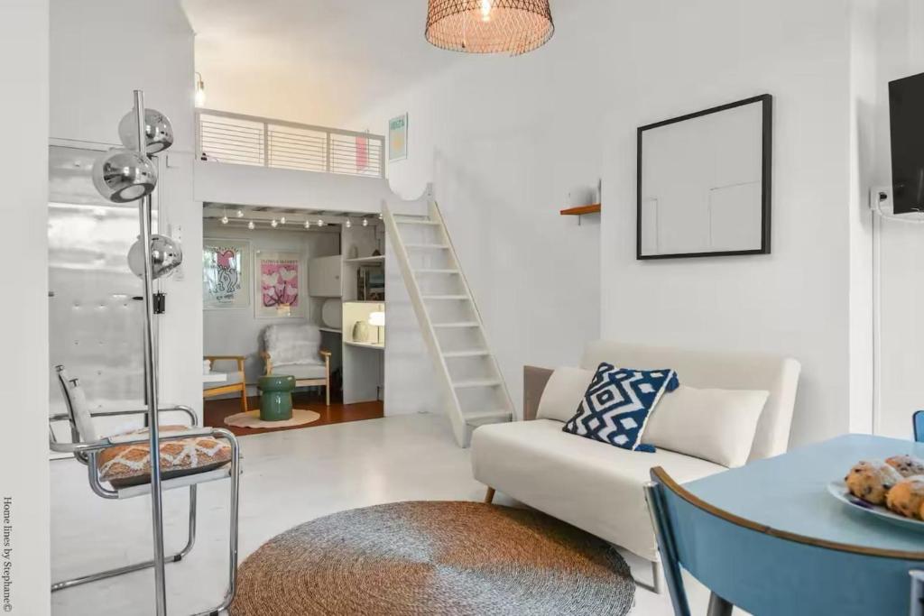 Appartement avec terrasse & mezzanine Cœur du 6ème - La Plaine - 2
