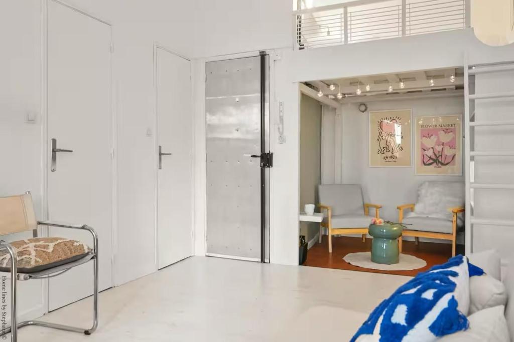 Appartement avec terrasse & mezzanine Cœur du 6ème - La Plaine - 3