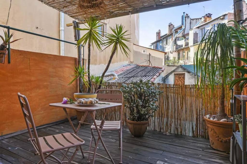 Appartement avec terrasse & mezzanine Cœur du 6ème - La Plaine - 1