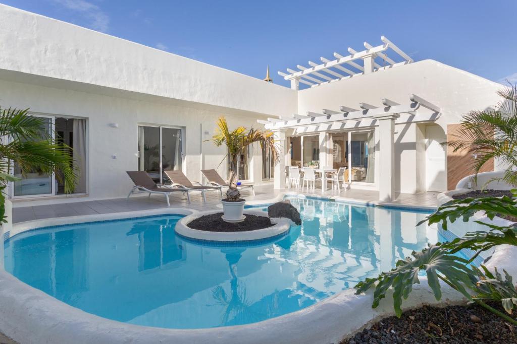 Villa Ole Bahiazul-Private Jacuzzi - 1
