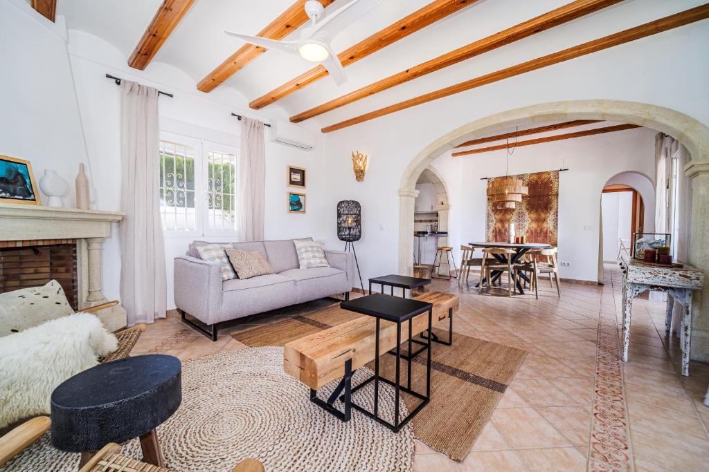 Villa Del Sol - Solo Familias 1819 - 2