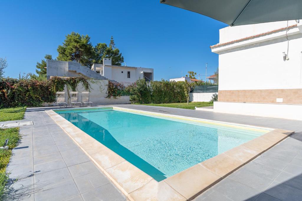 Villa Fontane Bianche with pool - 3