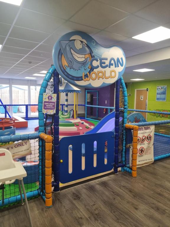 Unity Beach 37, Brean photo 8