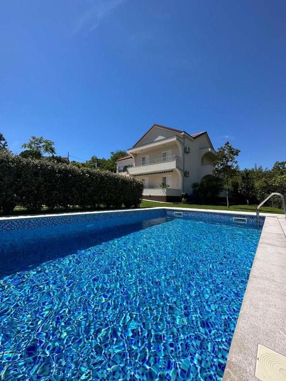 Villa MontAnja - 1