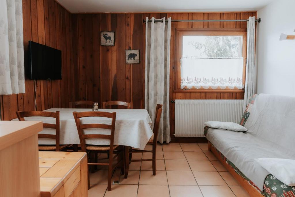 Jean Pierre Skilodge - 3