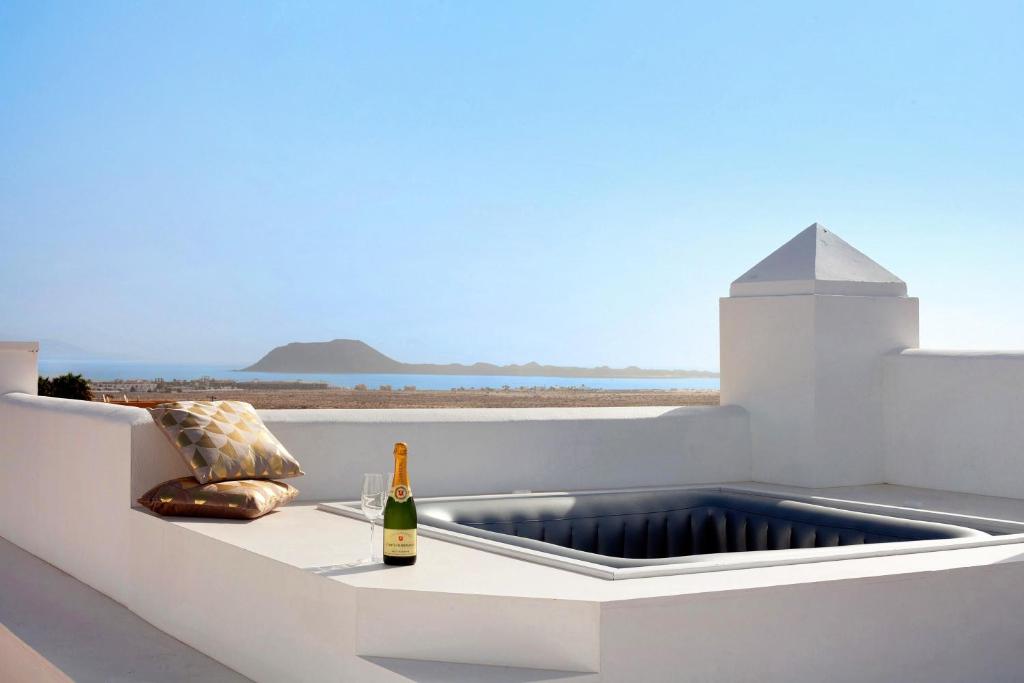 Luxury Ocean View - 1