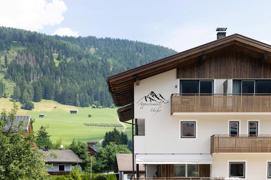Premium App Hofer Maria - 1