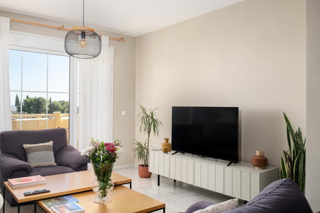 Mediterranean apt with seaview, 365-Day open pool and walking distance to the beach - 4