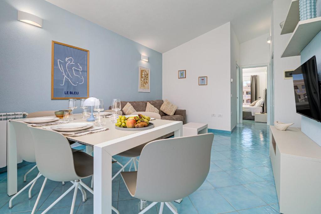 Haller Suite - by And Service - 4