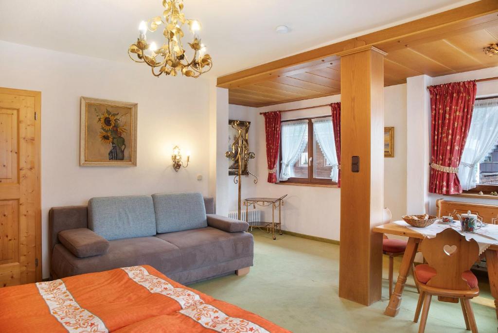 Gästehaus Arkadia - Ferienwohnung 3 - 4