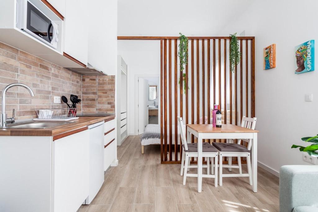 Cozy & new studio apartment next to Turia Gardens - 4