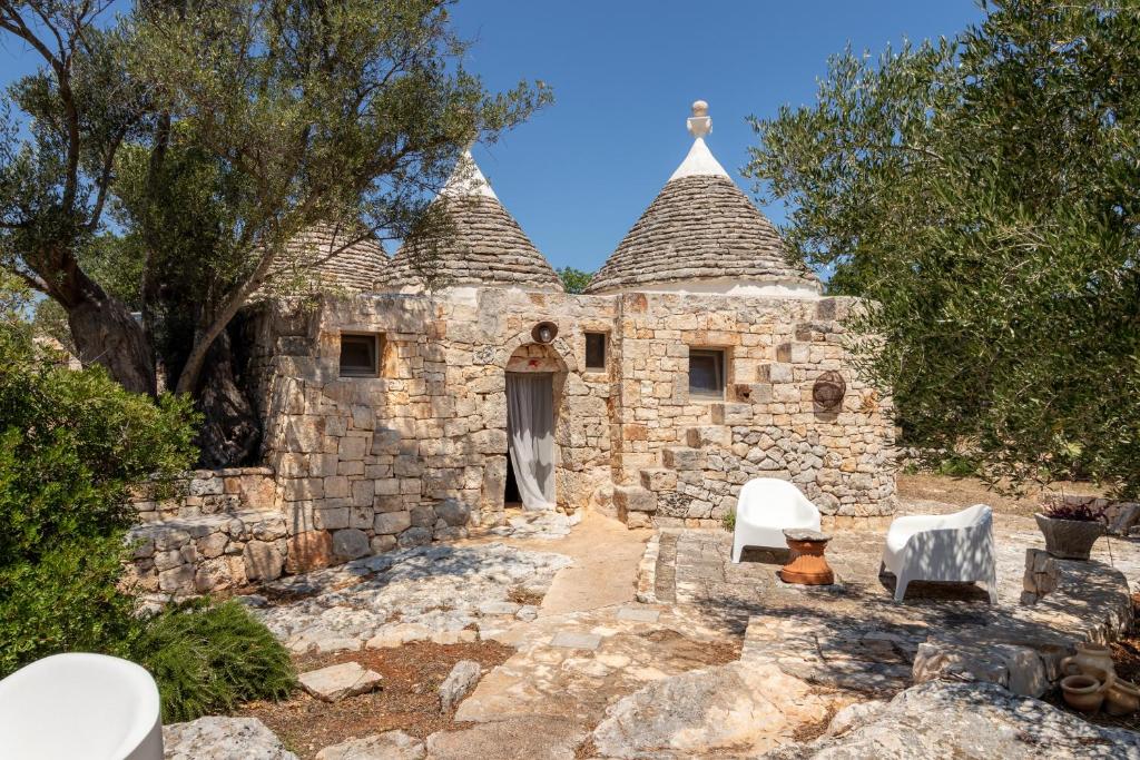 Trulli Colle Specchia Intera Villa - 3