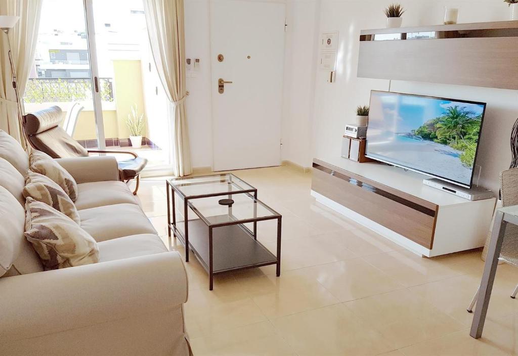 Apartment with large roof solarium - 4